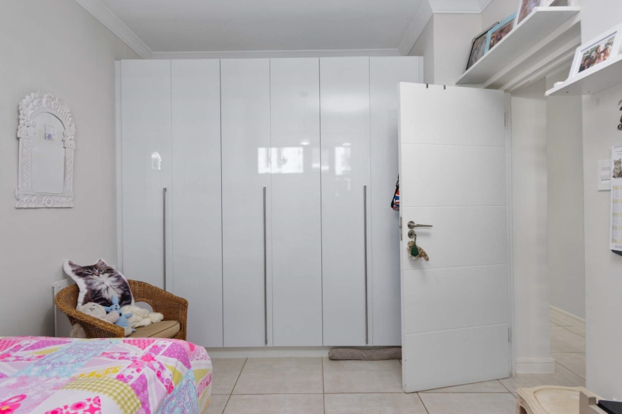3 Bedroom Property for Sale in Paardevlei Western Cape